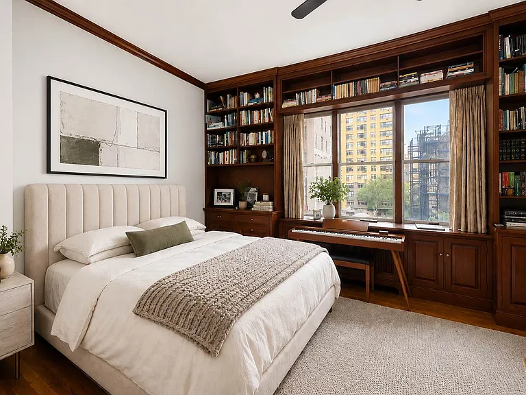 159 W 13th St #4 — Photo 4