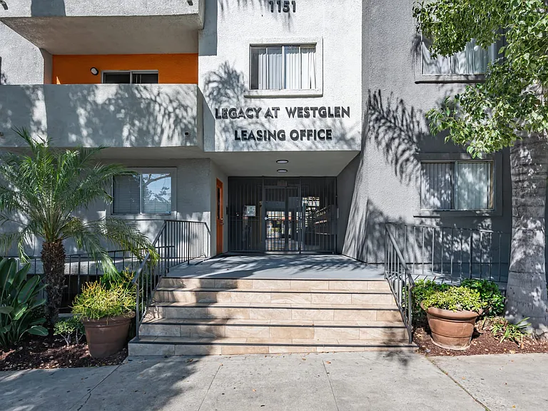 Legacy at Westglen — Photo 15