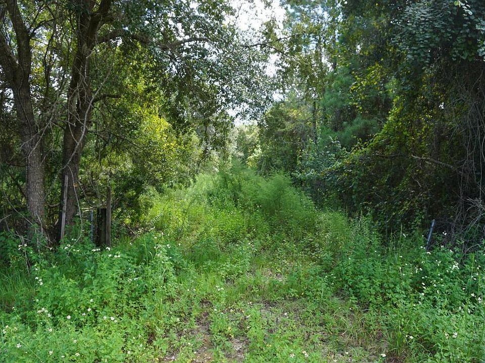 01) 5.11 Acres of Land