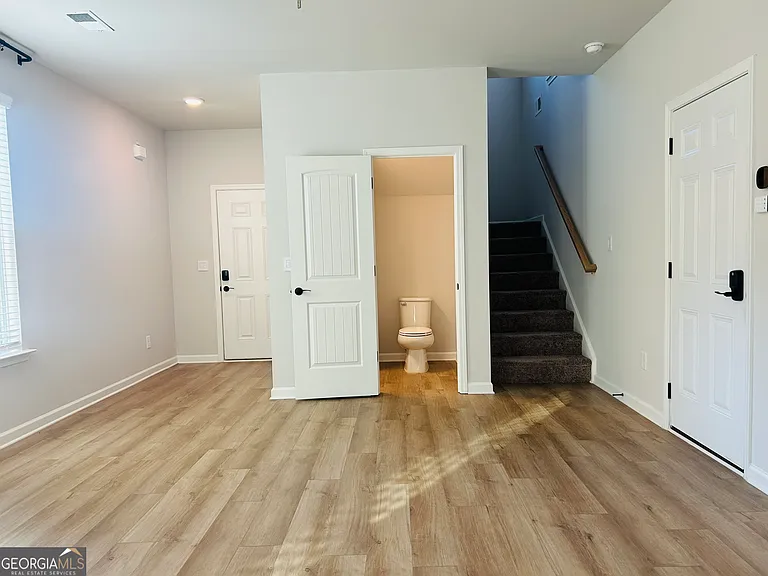 143 Chapel Hill Pkwy — Photo 9