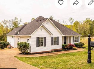 405 Persimmon Ln, Lexington, TN 38351