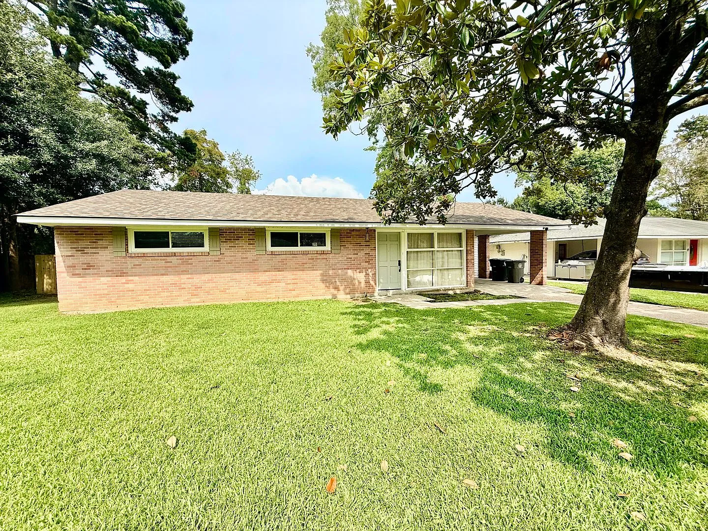 Updated 3 Bedroom Home with Large Fenced Yard in Land O' Lakes — Photo 1