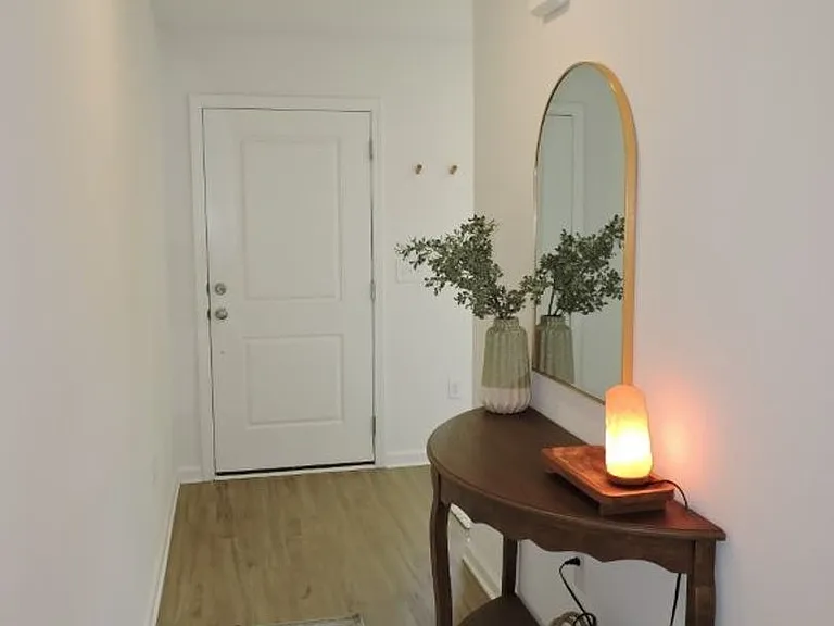 4664 Carlstrom Ln — Photo 2