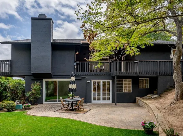 1414 Golden Crest Dr, Escondido, CA 92029