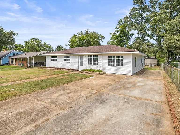 14002 Creely Dr SW — Photo 19