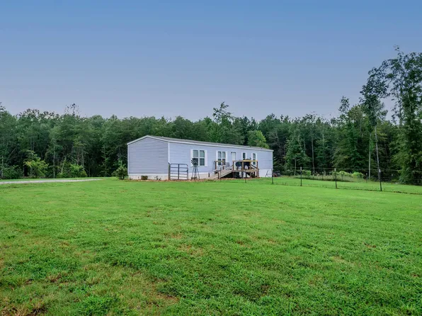 125 Copeland Dr, Campobello, SC 29322