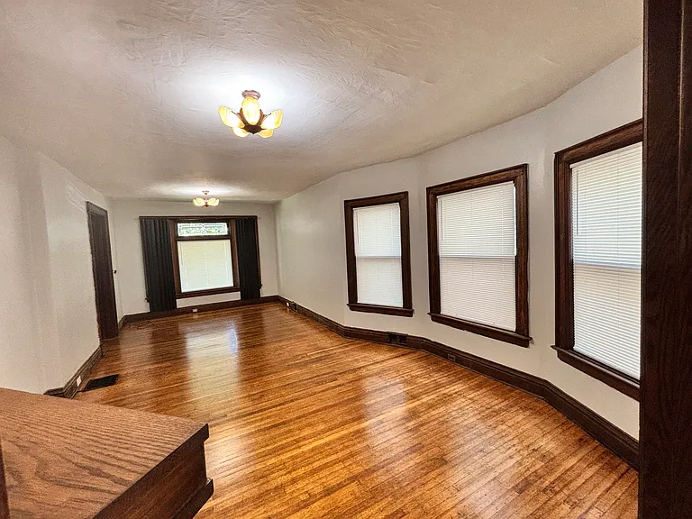 421 Potomac Ave #1 — Photo 7