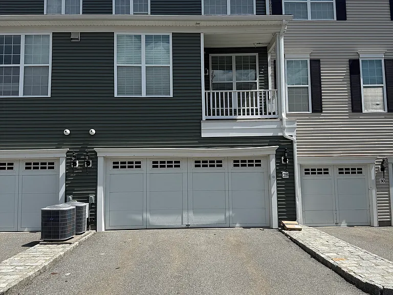 28 Moses Wheelock Ln #28 — Photo 2