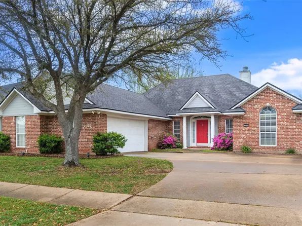 1504 E Belle Haven Dr, Bossier City, LA 71111
