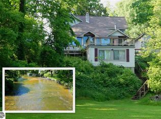 121 South St, Bellaire, MI 49615