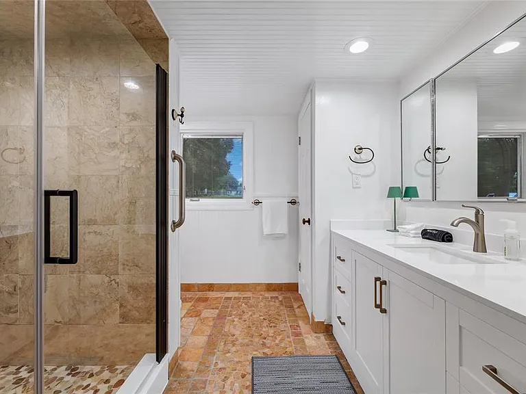 6659 Lake Cane Dr — Photo 24
