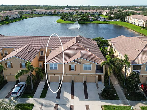 2nd image of 3566 Parkridge Cir #30-105