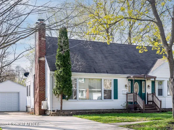 511 Park St, Grand Ledge, MI 48837