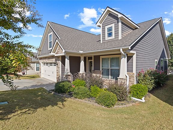 4th image of 106 Benton Park Dr