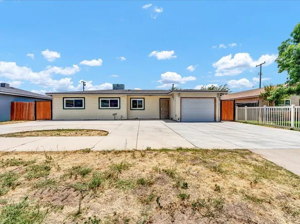 11445 Jones Street, Hanford, CA 93230