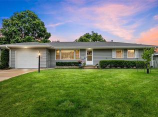 3829 Clark Rd SE, Cedar Rapids, IA 52403