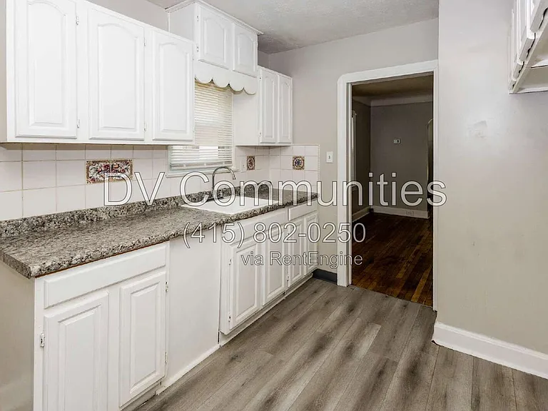 340 E 197th St — Photo 8