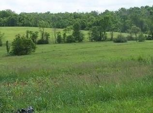 660 Crucible Rd, Rices Landing, PA 15357