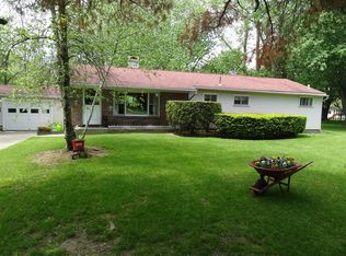 725 Riga Mumford Rd, Churchville, NY 14428