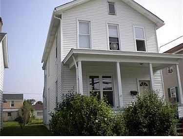 1st image of 321 E Brown St