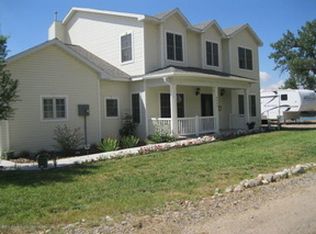 8025 Lakeview Ln, Farmington, NM 87415