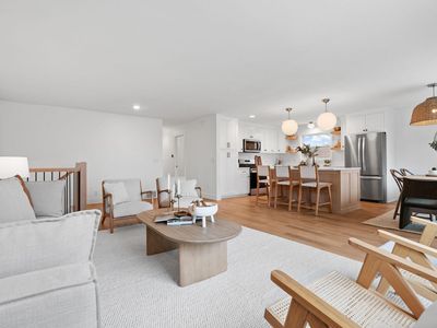 8047 Cheyenne Ave, Chanhassen, MN, 55317