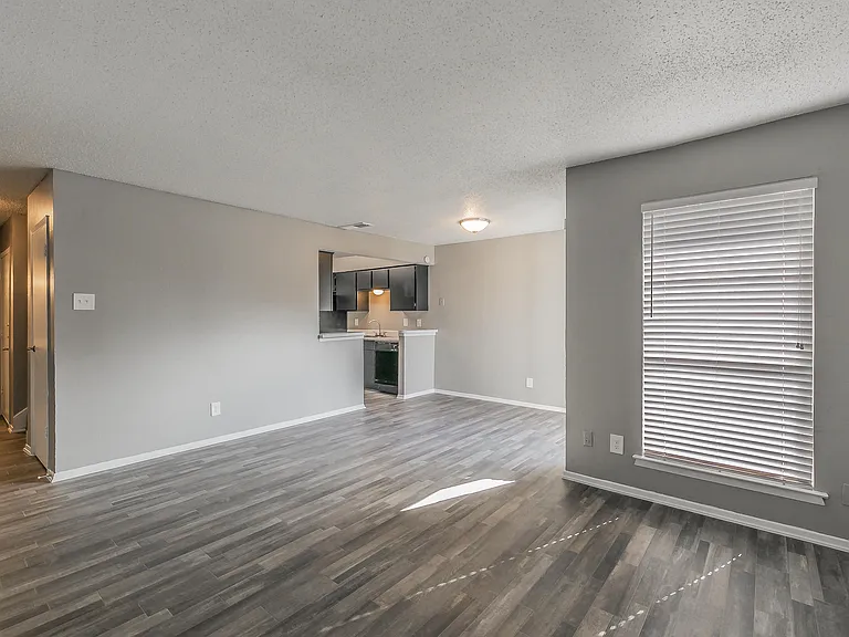 Station 121 at Town Center Apartments — Photo 144