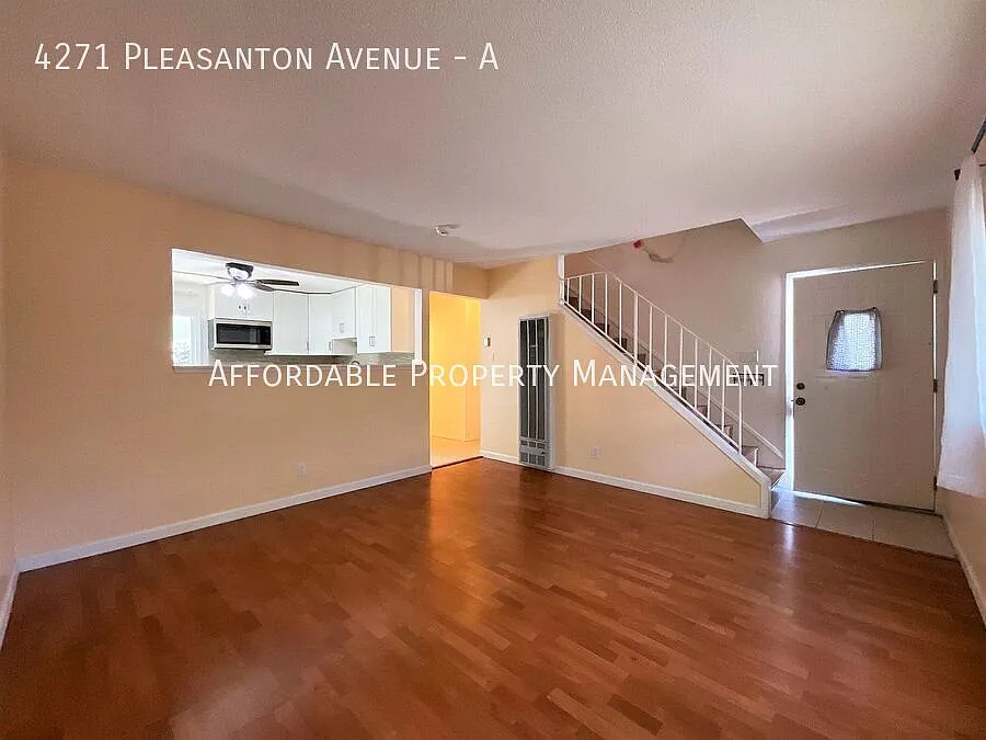 Building Photo - 4271 Pleasanton Ave #A