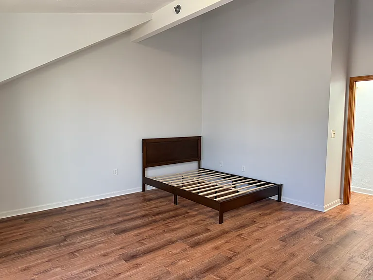 166 Quincy Shore Dr #107 — Photo 3