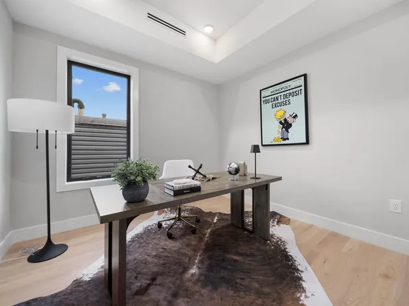 373 New York Avenue image 18 of 28