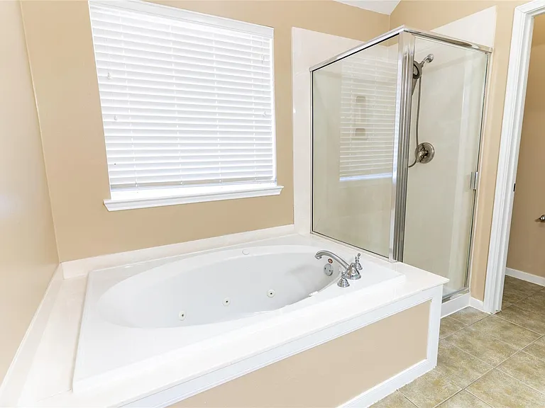 16123 Hitching Post Ct — Photo 16