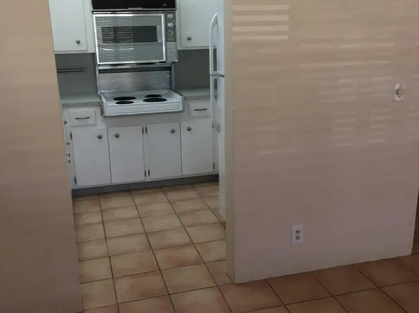 2835 NE 28th Ave APT 2, Lighthouse Pt, FL 33064