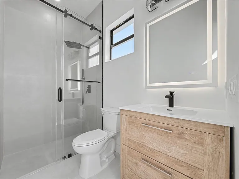 14687 Lillian Cir — Photo 40