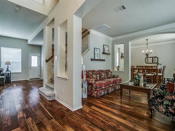 5th image of 8810 Kennsington St