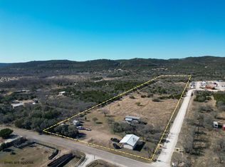 831 Magers Rd, Concan, TX 78838