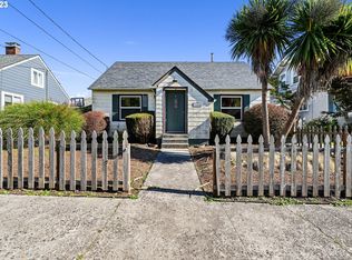 1424 3rd St, Astoria, OR 97103