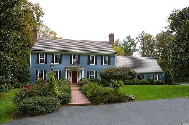 1st image of 15022 Three Oaks Ct