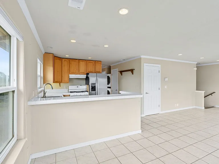 1291 Monticello Rd — Photo 8