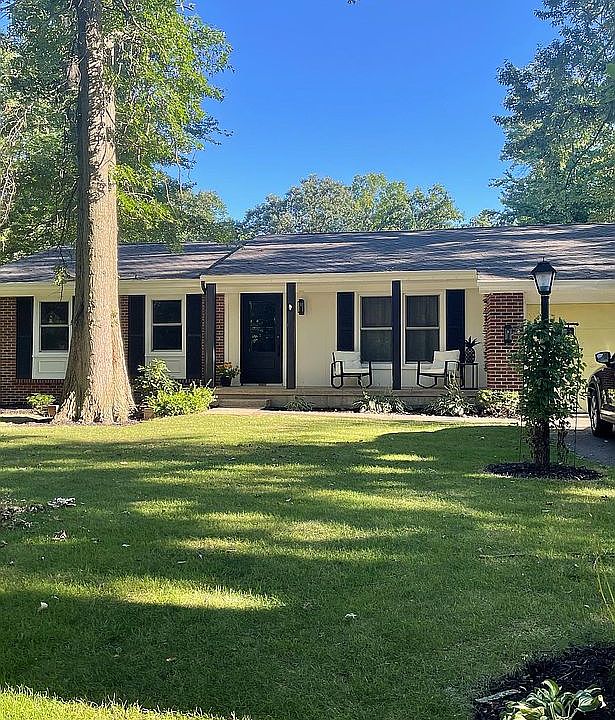 1st image of 92 Kenwick Dr