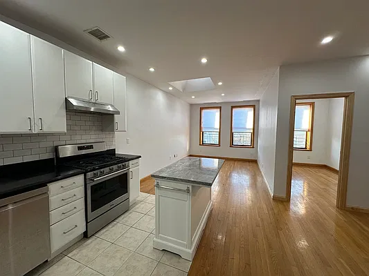 Rented by Eugene G Sarantis, LREB | media 2