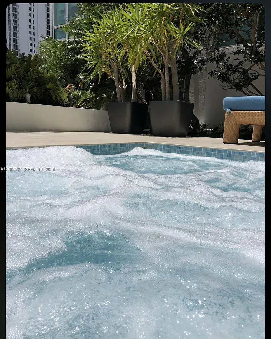 The Plaza 851 Brickell Co — Photo 2