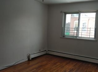 463 Pine St, Brooklyn, NY 11208