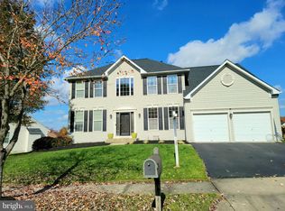 11205 Snowden Pond Rd, Laurel, MD 20708