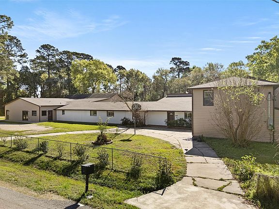 4th image of 25231 Roesner Ln