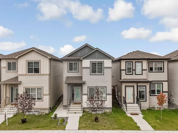 304 36th Ave NW, Edmonton, AB T6T 2P9
