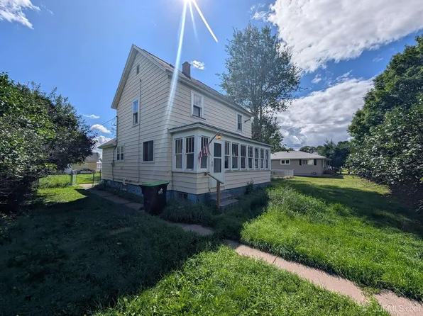 524 Baltic Ave, Caspian, MI 49915