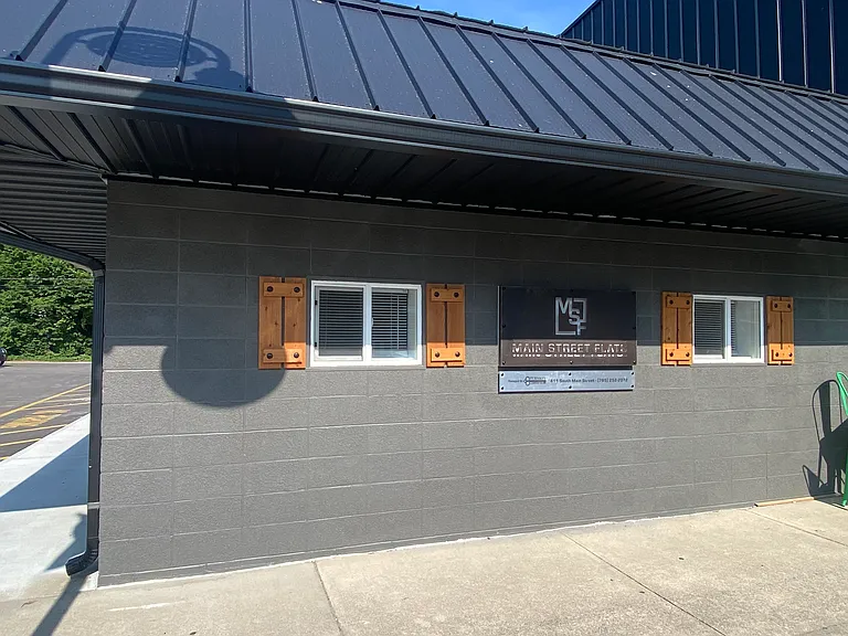 411 S Main St #5 — Photo 9