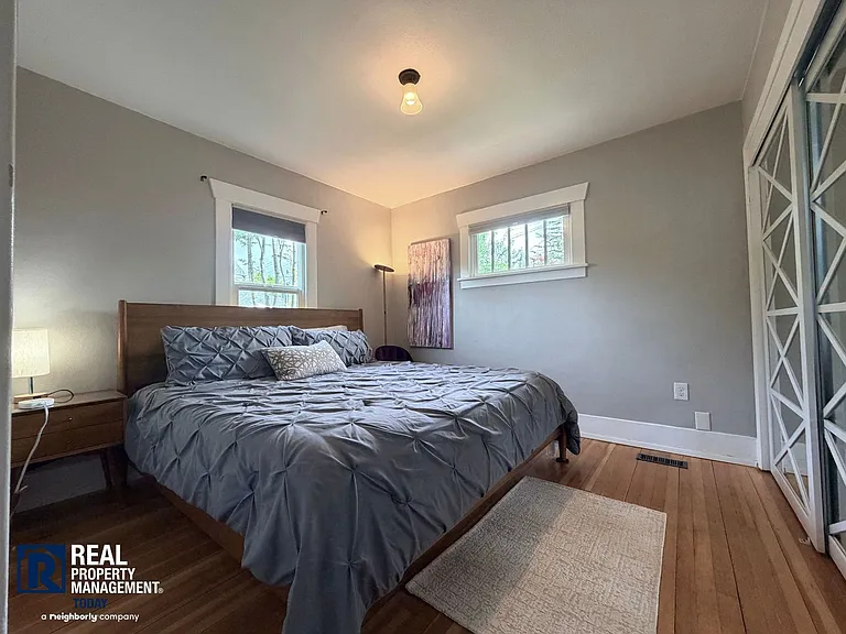 4310 N 31st St — Photo 21