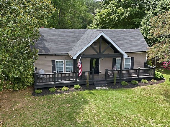2nd image of 33 American Legion Rd