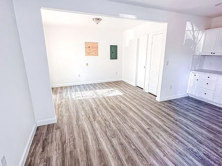 2555 Pierce St — Photo 12